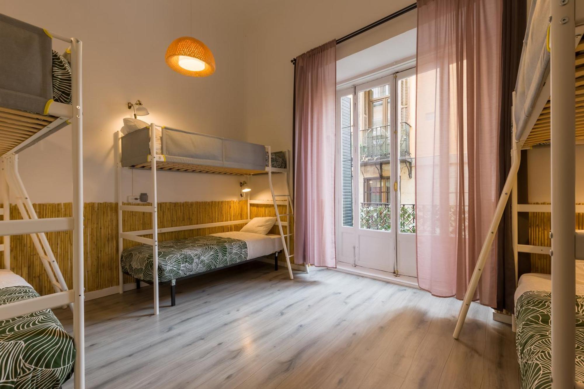 بيت شباب Social - Coliving & Coworking - مدريد الغرفة الصورة